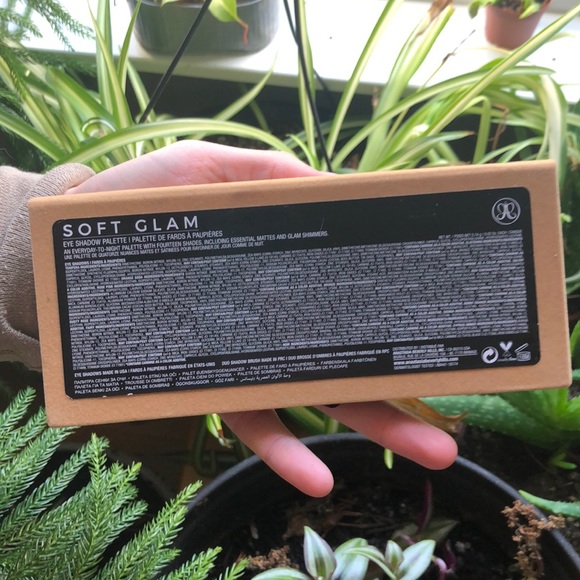 Anastasia Beverly Hills Soft Glam Eyeshadow - Picture 4 of 4